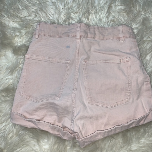 H&M light pink high waist shorts 💕 - Picture 2 of 3